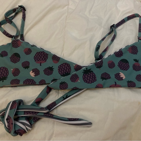 *NWOT* Nettles Tale bikini set - Picture 2 of 8